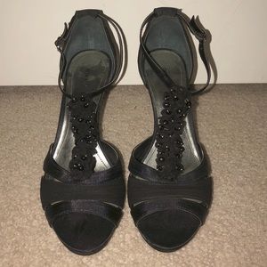 Ruffled special occasion pumps